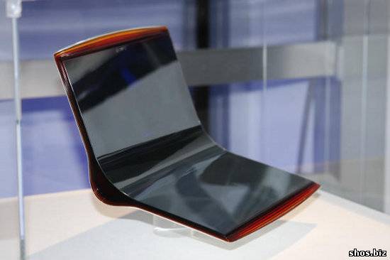 Sony патентует планшет с двумя сенсорными экранами, превращающийся в ноутбук